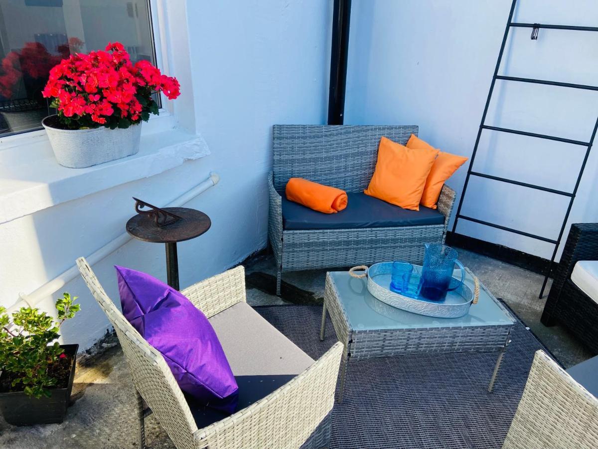 Funky Cozy Cottage With Outside Space 이스트본 외부 사진