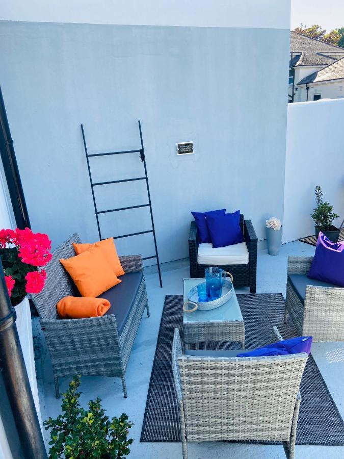 Funky Cozy Cottage With Outside Space 이스트본 외부 사진